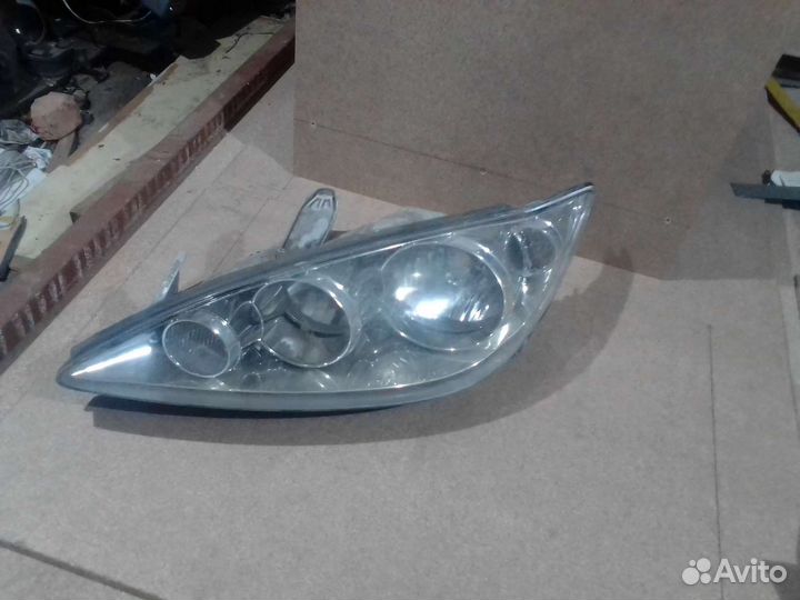 Фары Тойота камри