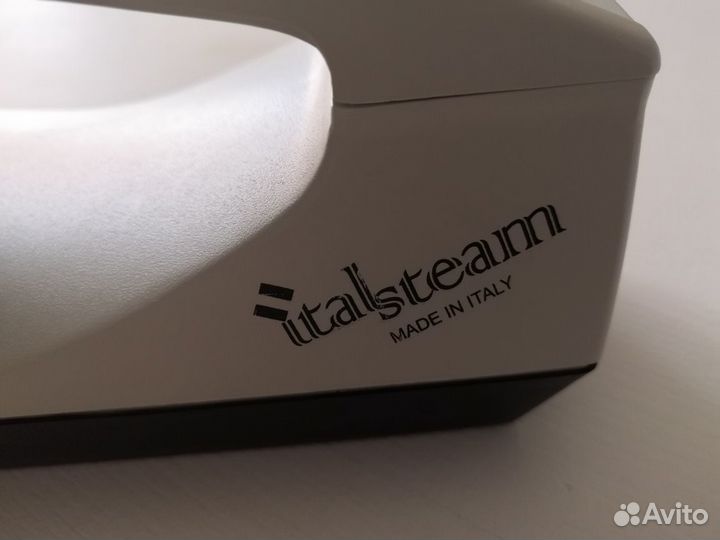 Отпариватель портативный (утюг дорожный)