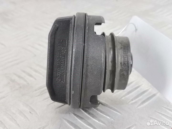 Пробка расширительного бачка Volkswagen Golf 4