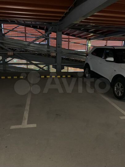 Машиноместо, 12 м²