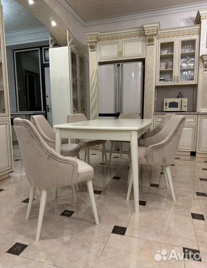 Столы и стулья новые