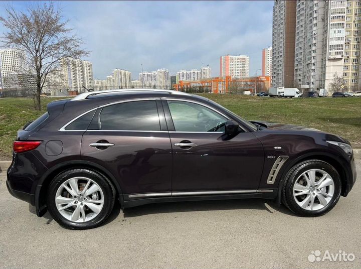 Infiniti QX70 3.0 AT, 2013, 224 000 км