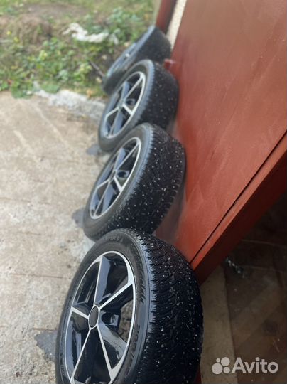 Nokian hakkapeliitta 8 205 55 r16 Toyota