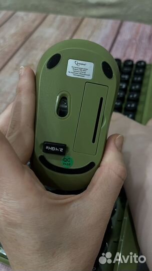 Беспроводной комплект клавиатуры и мыши