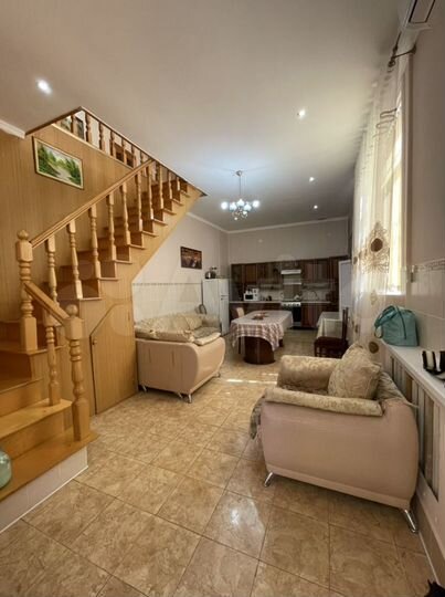 Дача 300 м² на участке 6 сот.