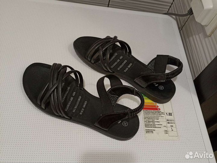 Новые сандали