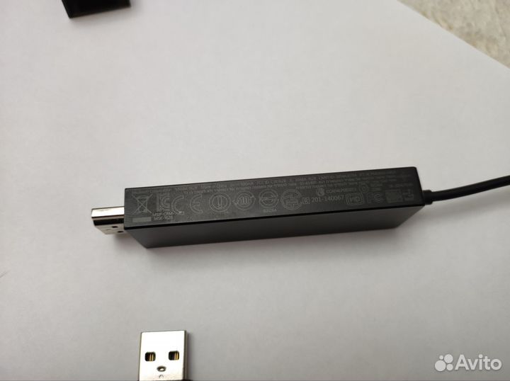 WiFi дисплей адаптер Microsoft