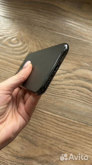 iPhone 11 Pro, 64 ГБ