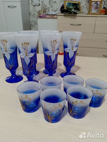 Набор фужеров и рюмок