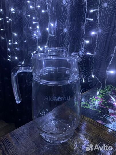 Графин со стаканами