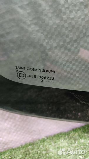 Стекло багажника левое Suzuki SX4 2008