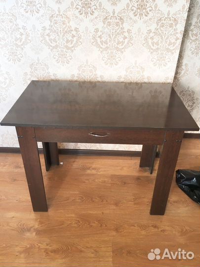 Кухонный стол бу