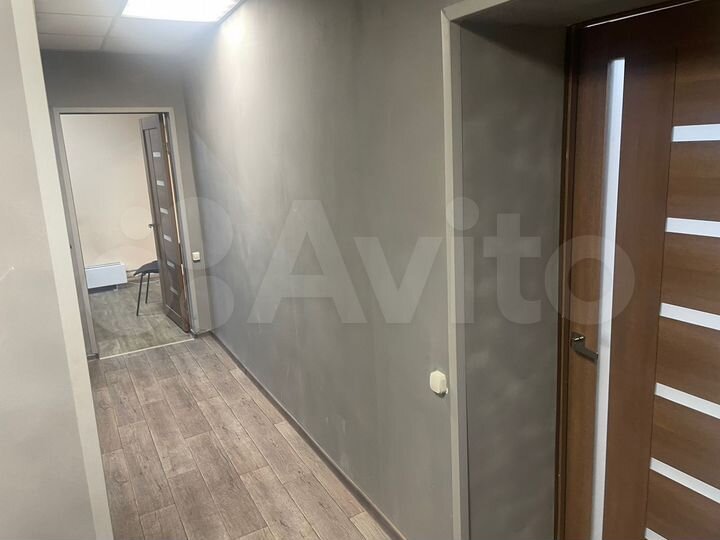 2-к. квартира, 60 м², 1/2 эт.