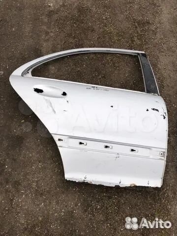 Дверь задняя правая Мерседес w 203 Mercedes W203