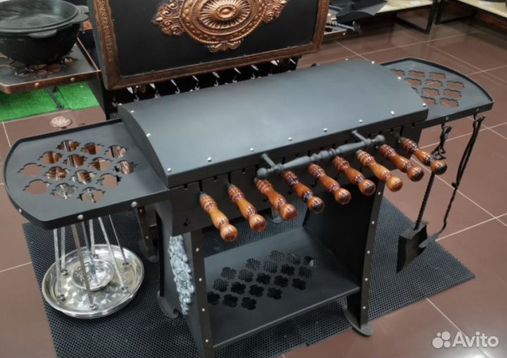 Мангал с крышкой