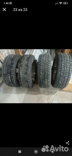 Dunlop SP Winter Ice 01 235/65 R17 108