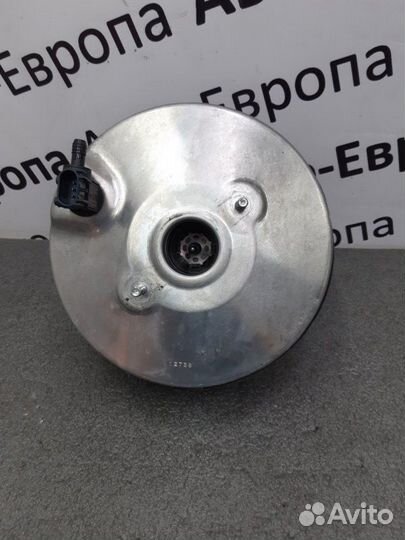 Вакуумный усилитель тормозов Jeep Grand Cherokee