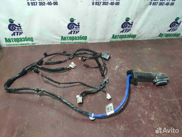 Проводка двери передней правой KIA Sportage 3