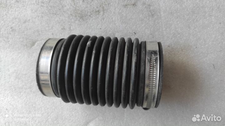 Патрубок воздушного фильтра Porsche cayenne