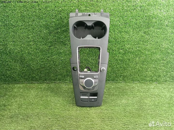 Блок управления магнитолой (панель управления MMI)