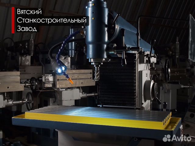 Универсальный фрезерный станок сф676