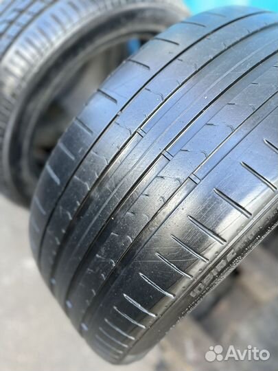 Pirelli P Zero PZ4 235/35 R20 92Y
