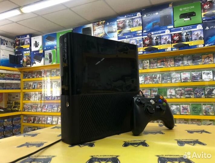 Xbox 360 E 500GB