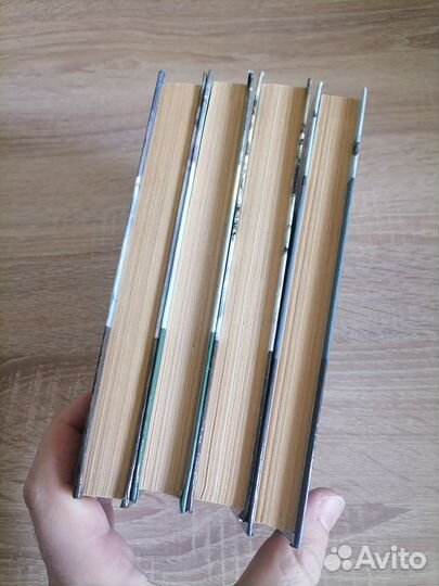 Л. Н. Толстой. Война и мир. В четырёх томах