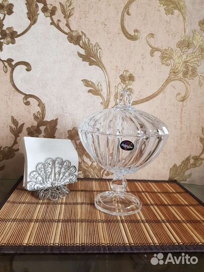 Кофетница хрустальная