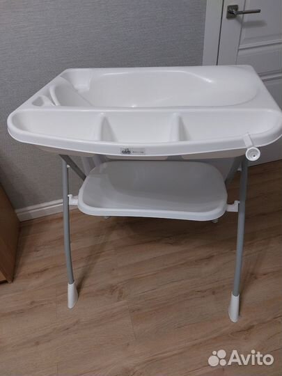 Пеленальный столик с ванночкой cam