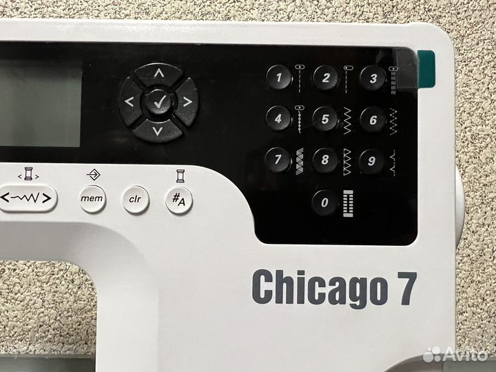 Швейно-вышивальная машина Bernina Chicago 7