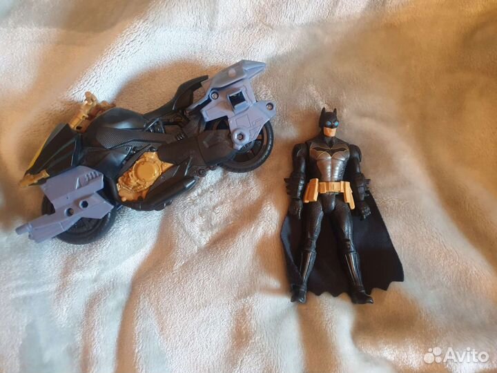 Игрушка бэтмен