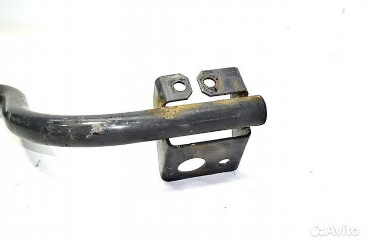 Кронштейн крыла, передний мост задний правый merce