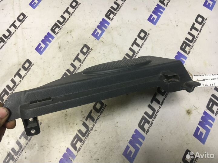 Кронштейн полки багажника левый Шевроле Авео T220