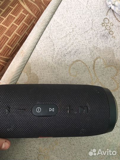 Колонка jbl charge 3
