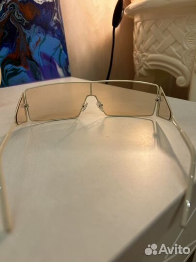 Солнцезащитные очки