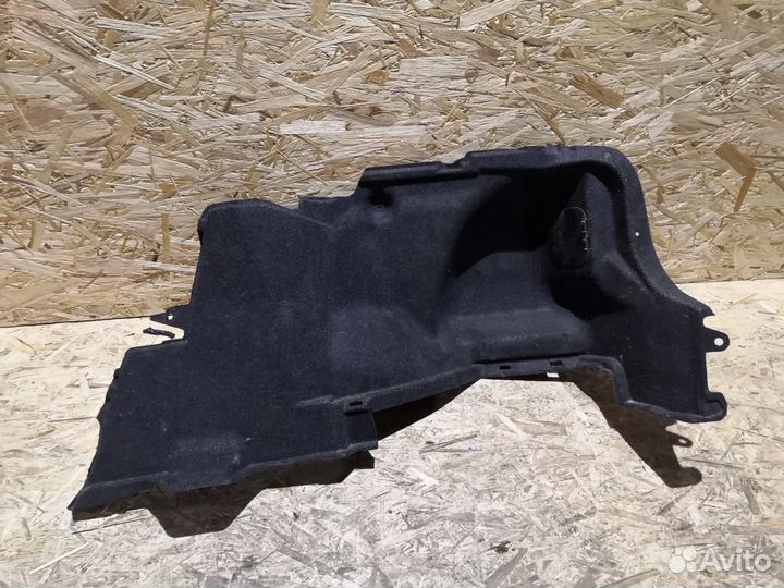 Обшивка багажного остека Toyota corolla 150