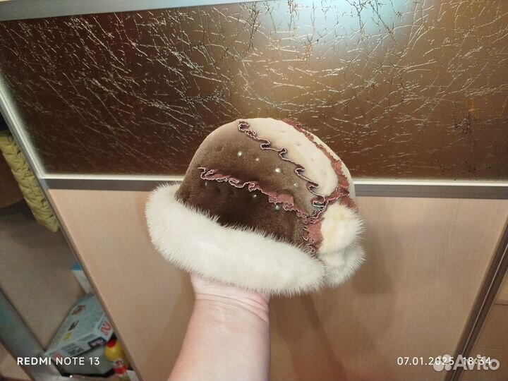 Шапка зимняя меховая женская