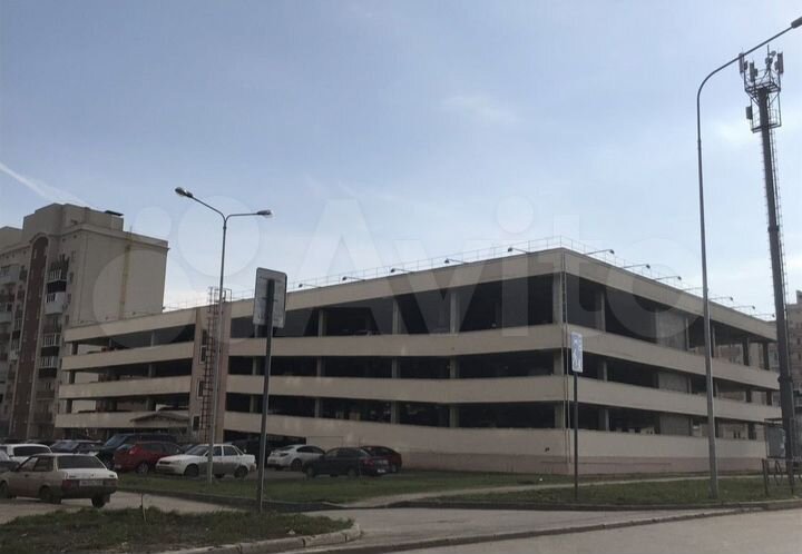 Машиноместо, 14 м²