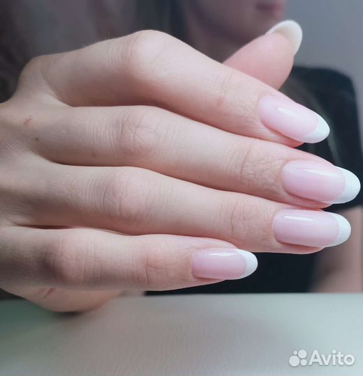 Маникюр педикюр