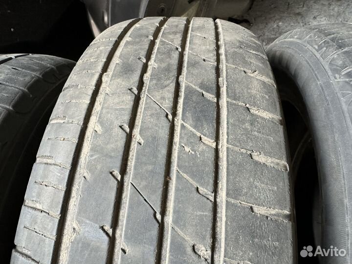 Dunlop Enasave RV504 215/60 R17 96H