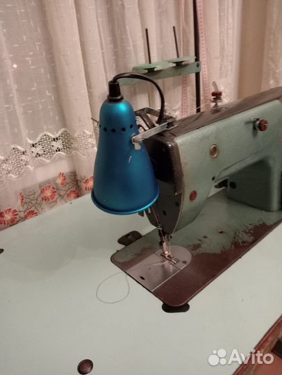Швейная машина бу