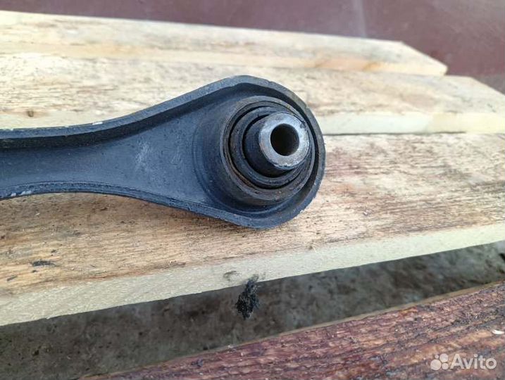 Рычаг задний левый Audi A3 8P 1.8 CDA 2009