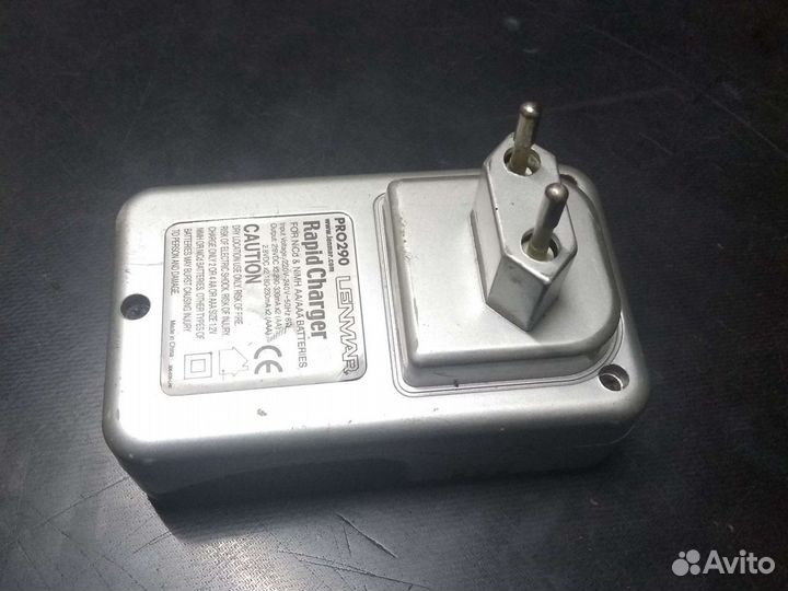 Зарядное устройство для аа+ааа