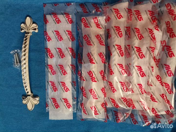 Мебельные ручки