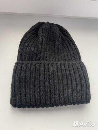 Женская шапка