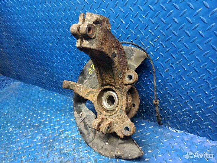 Кулак ступица передний левый Volvo Xc60