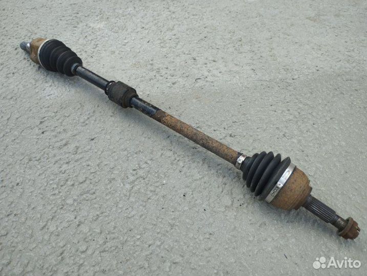 Привод передний правый Nissan Note E11 CR14DE 2007