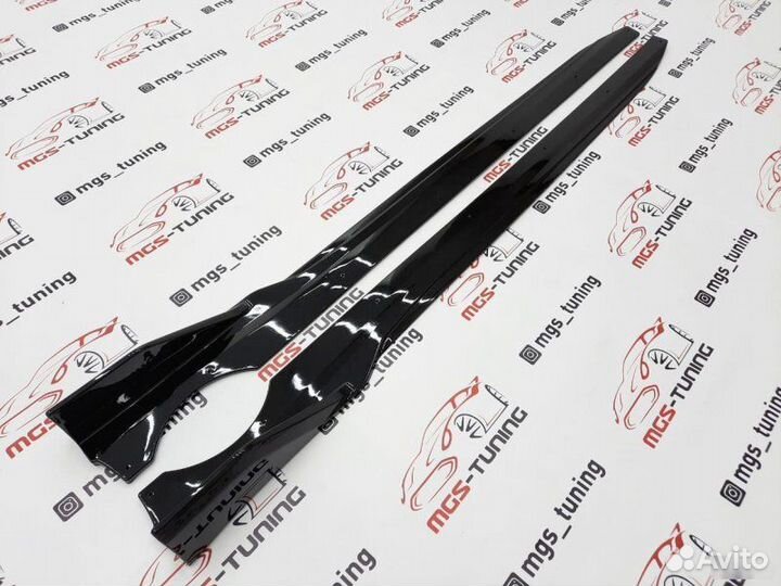 Лезвия порогов BMW X7 G07 Черные