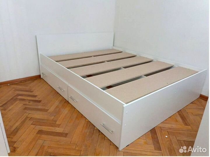 Кровать двуспальная новая / реальная цена